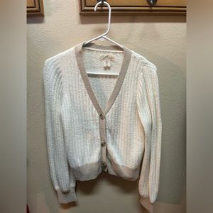 Jessica Simpson sweater